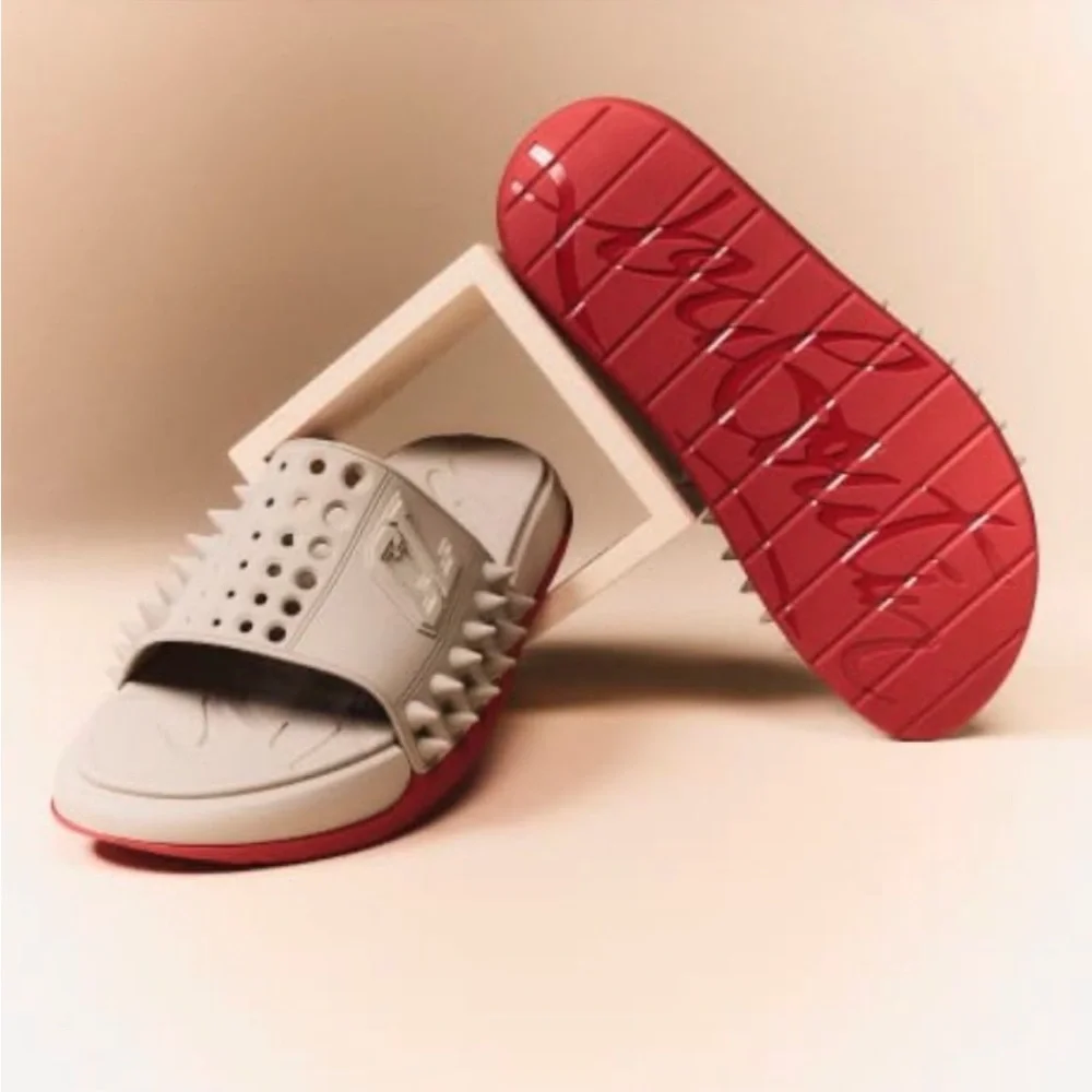 NIB Christian  Louboutin Men's Take It Easy Rubber Slide Sandals (40/7)